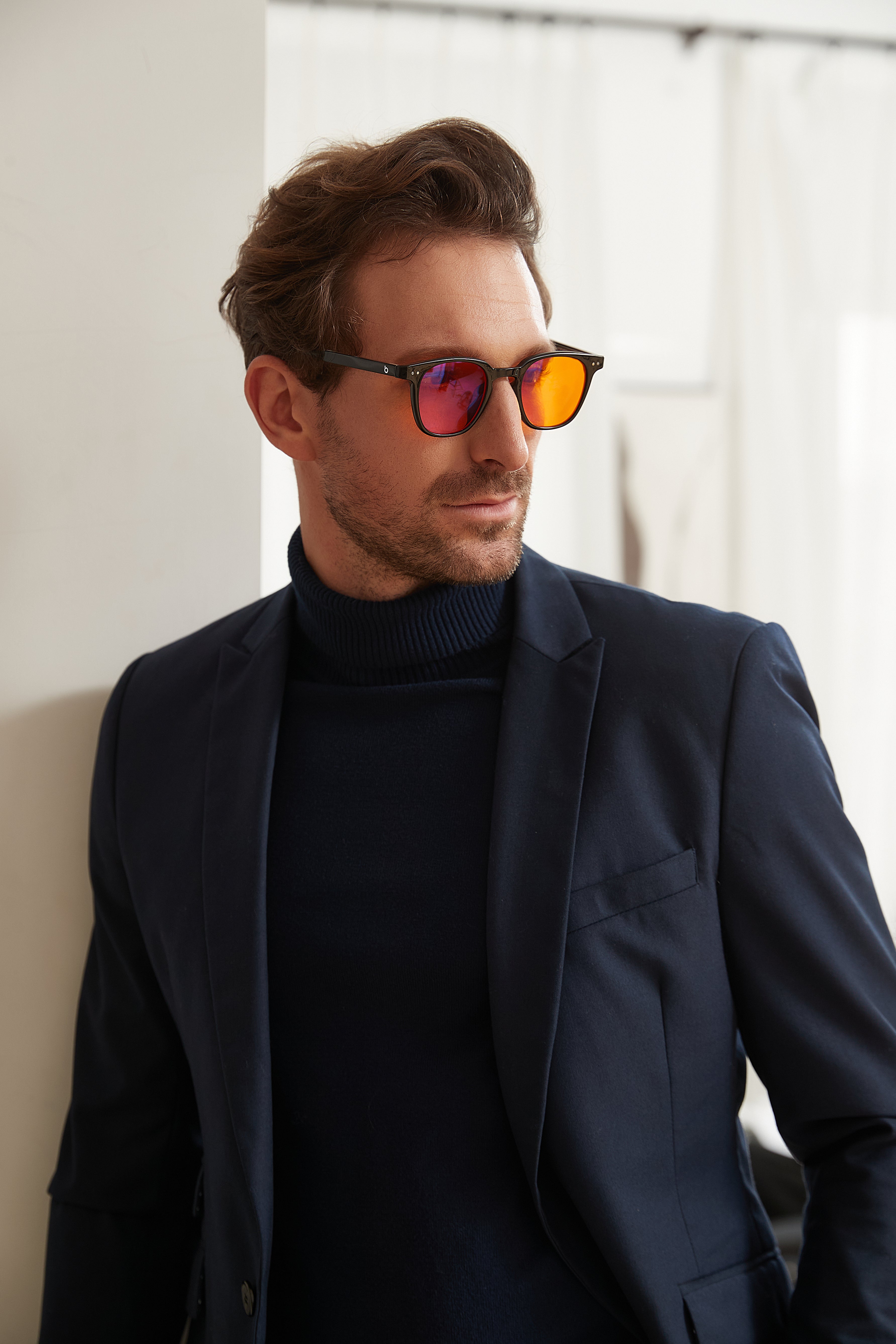 Newton – Okulary do Ostrości · Ochrona Dziennego Światła