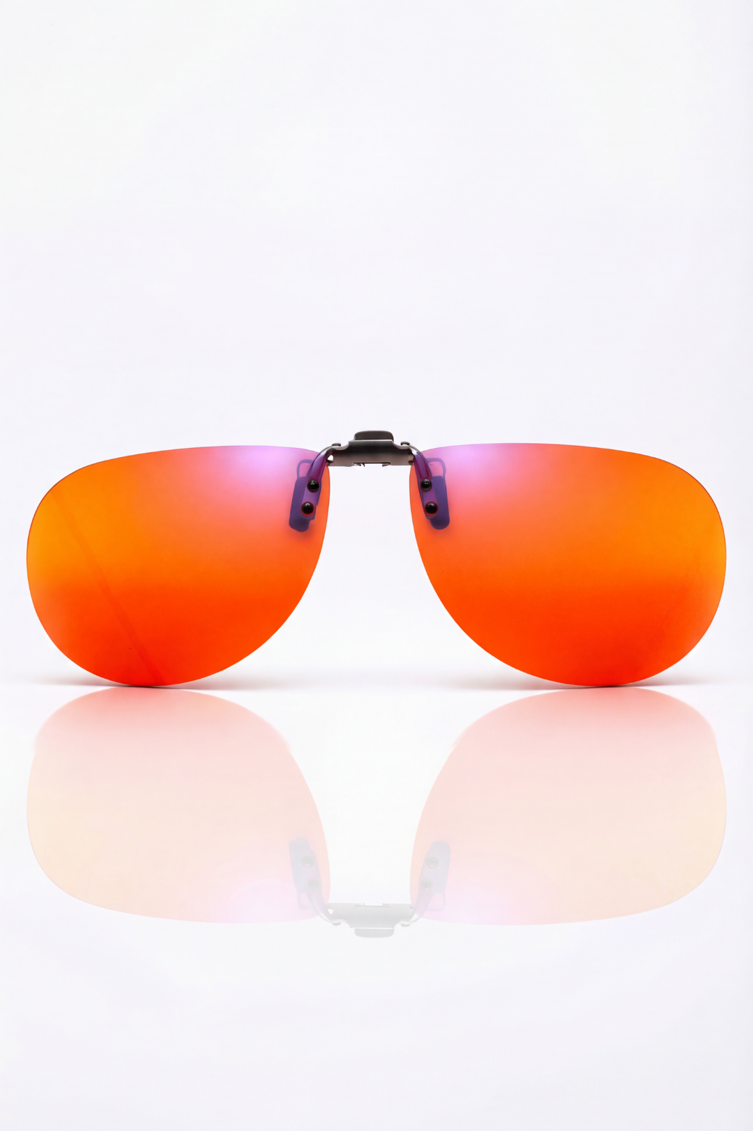 Newton – Okulary do Ostrości · Ochrona Dziennego Światła